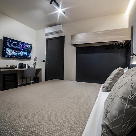 Corso 84 Luxury Suites Pescara Exterior photo